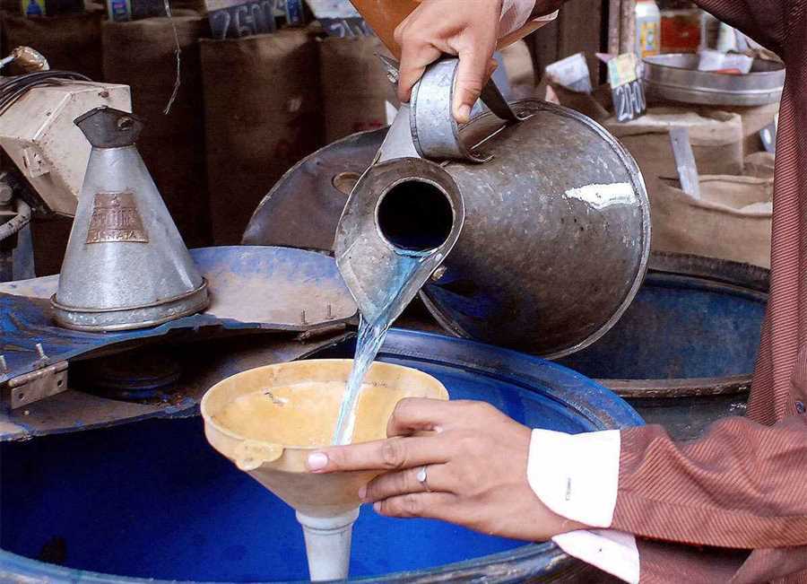 نفت سفید خانوارها فاقد گاز شارژ شد